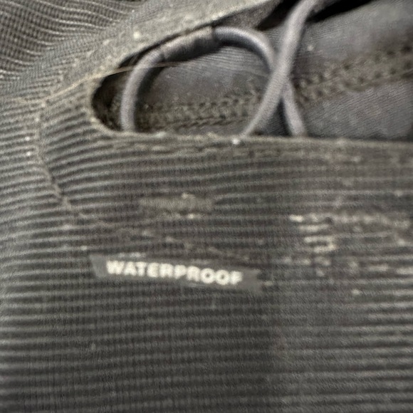 On Cloud Derrickman Suma Women’s  Black Athletic Shoes - Picture 4 of 8